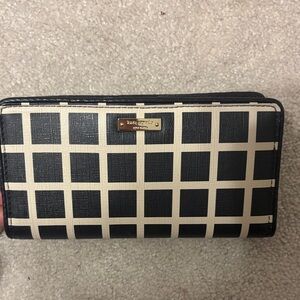Kate Spade Black and Cream Grid Wallet